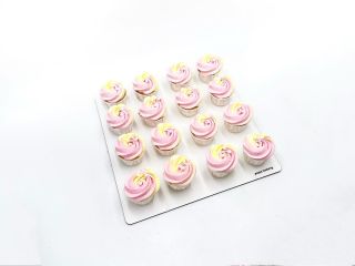 Cupcakes na zakázky 🤩🥳 ___________________________ FB/IG/Tiktok: @papa_bakery_...